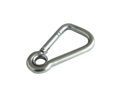 Oblique angle snap hook with eye